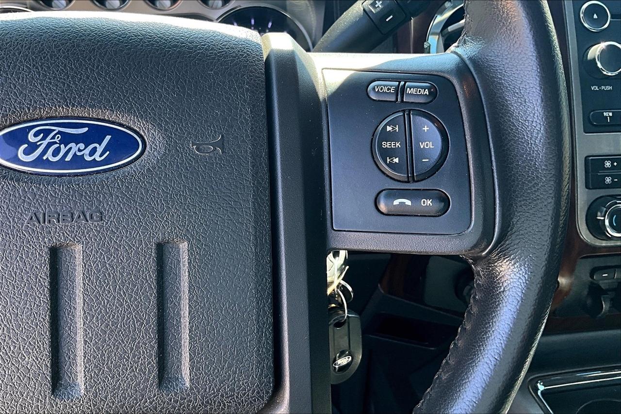 Ford F-250 SD XL Crew Cab 4WD 2012