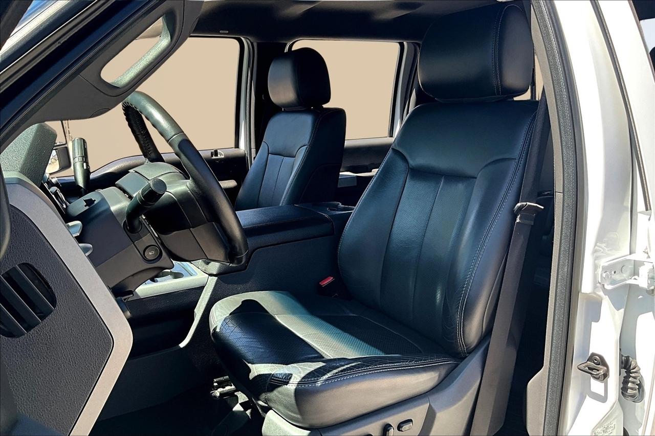 Ford F-250 SD XL Crew Cab 4WD 2012