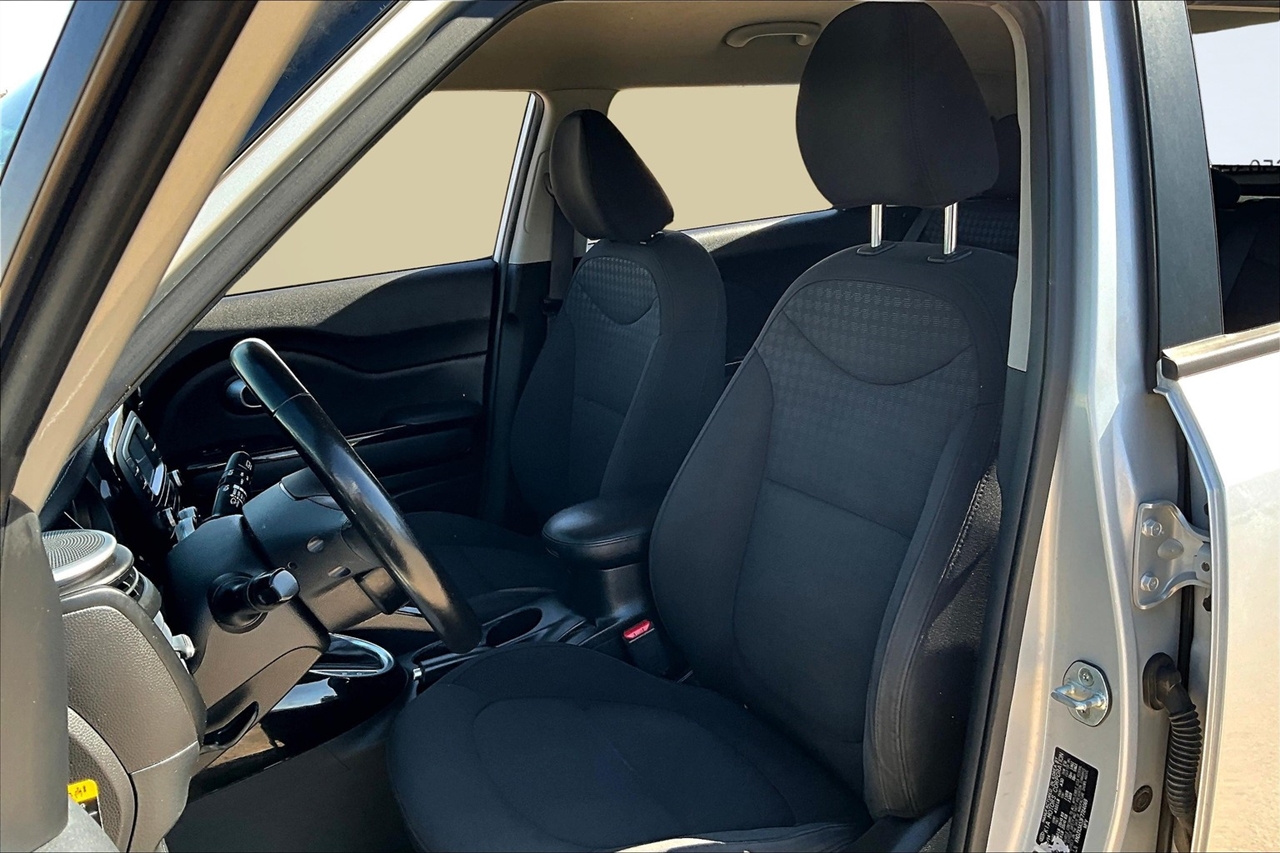 Kia Soul ! 2015 Kia Soul ! 2015