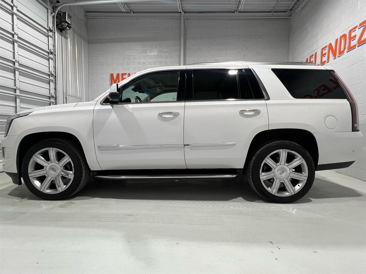 Cadillac Escalade Premium 4WD 2018