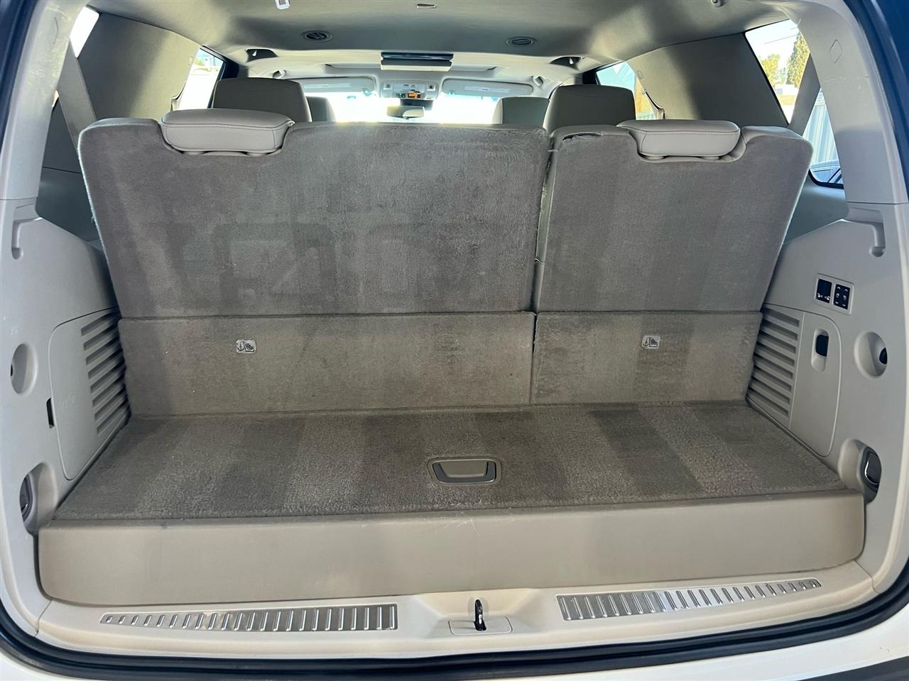 Cadillac Escalade Premium 4WD 2018