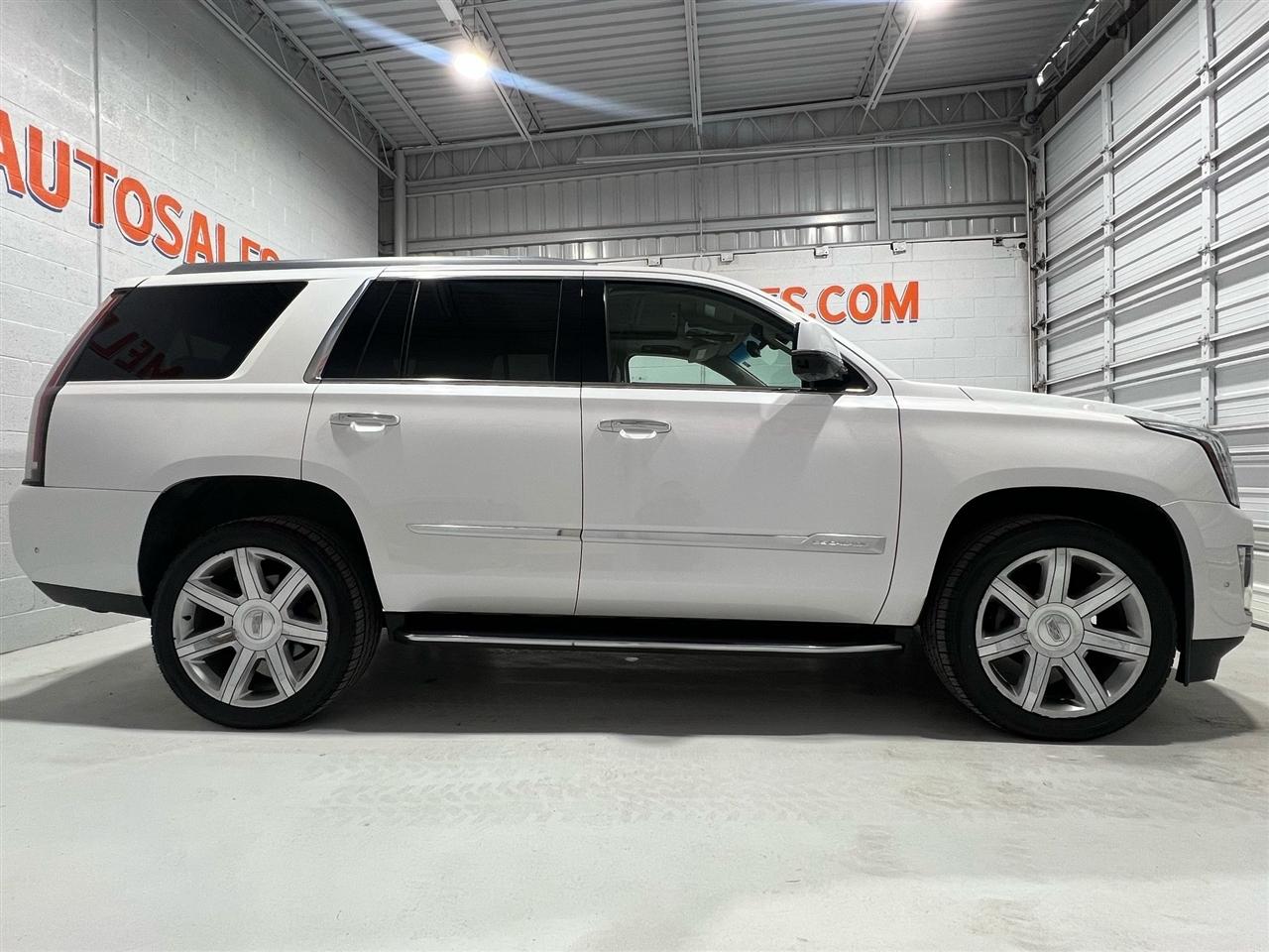 Cadillac Escalade Premium 4WD 2018