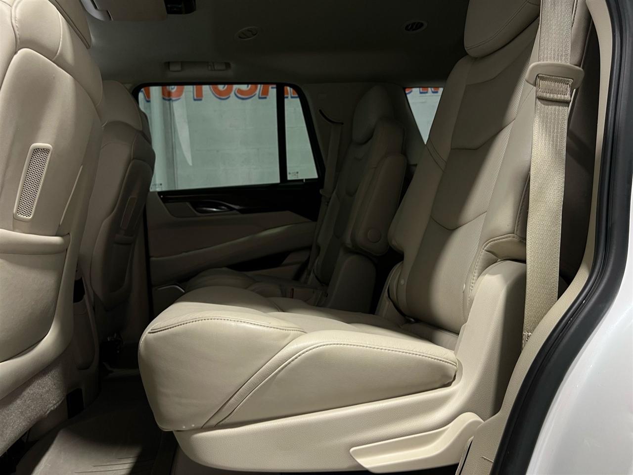 Cadillac Escalade Premium 4WD 2018