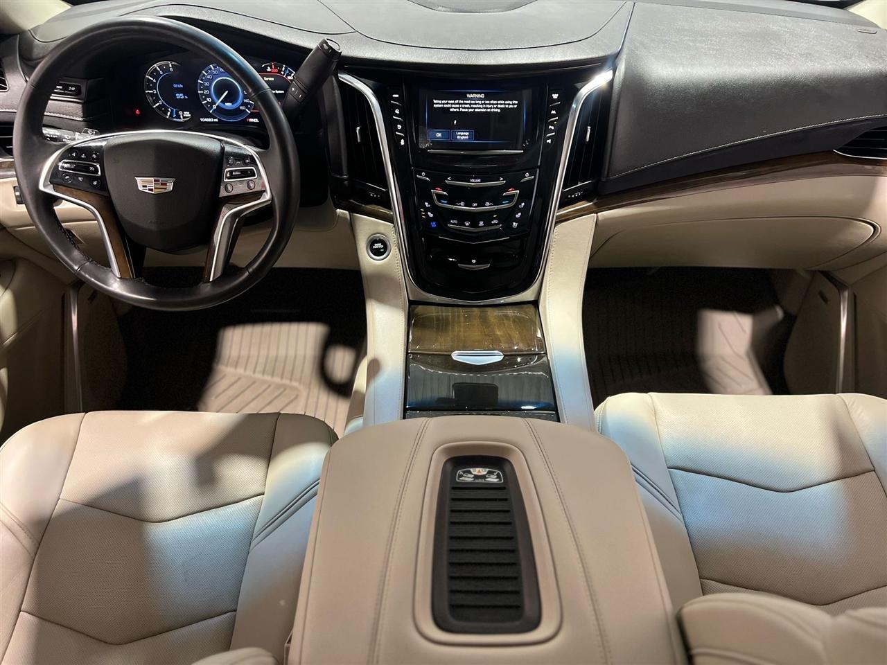 Cadillac Escalade Premium 4WD 2018