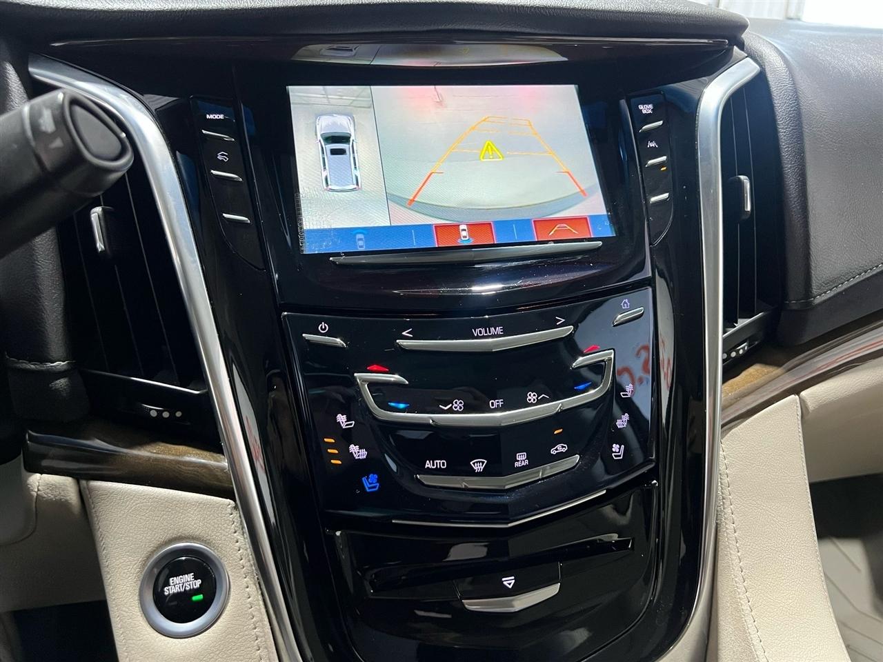 Cadillac Escalade Premium 4WD 2018
