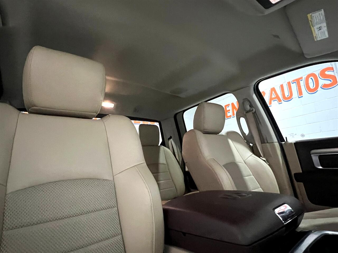 RAM 2500 SLT Crew Cab SWB 4WD 2018 RAM 2500 SLT Crew Cab SWB 4WD 2018