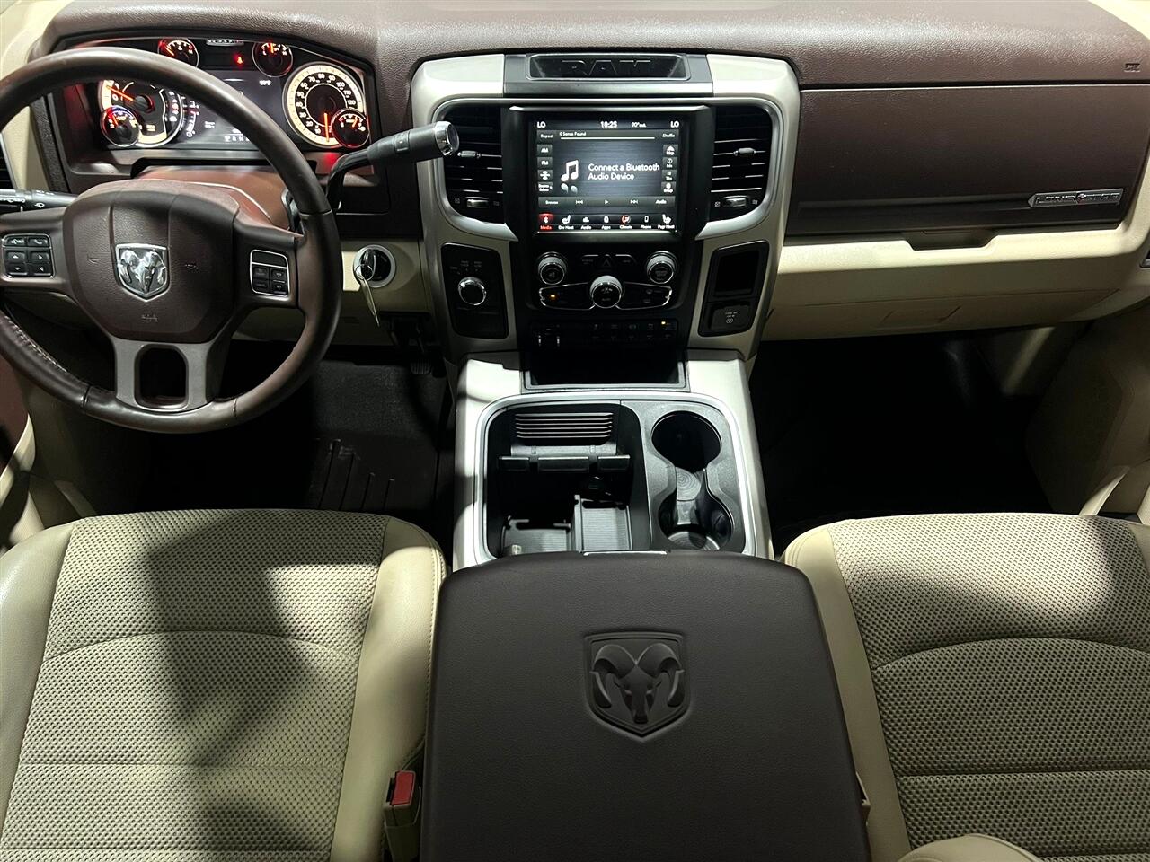 RAM 2500 SLT Crew Cab SWB 4WD 2018 RAM 2500 SLT Crew Cab SWB 4WD 2018