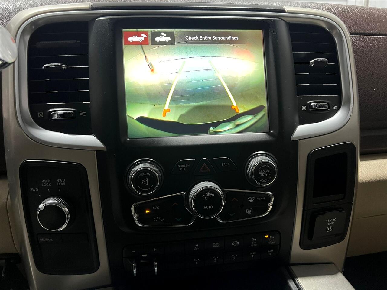 RAM 2500 SLT Crew Cab SWB 4WD 2018 RAM 2500 SLT Crew Cab SWB 4WD 2018