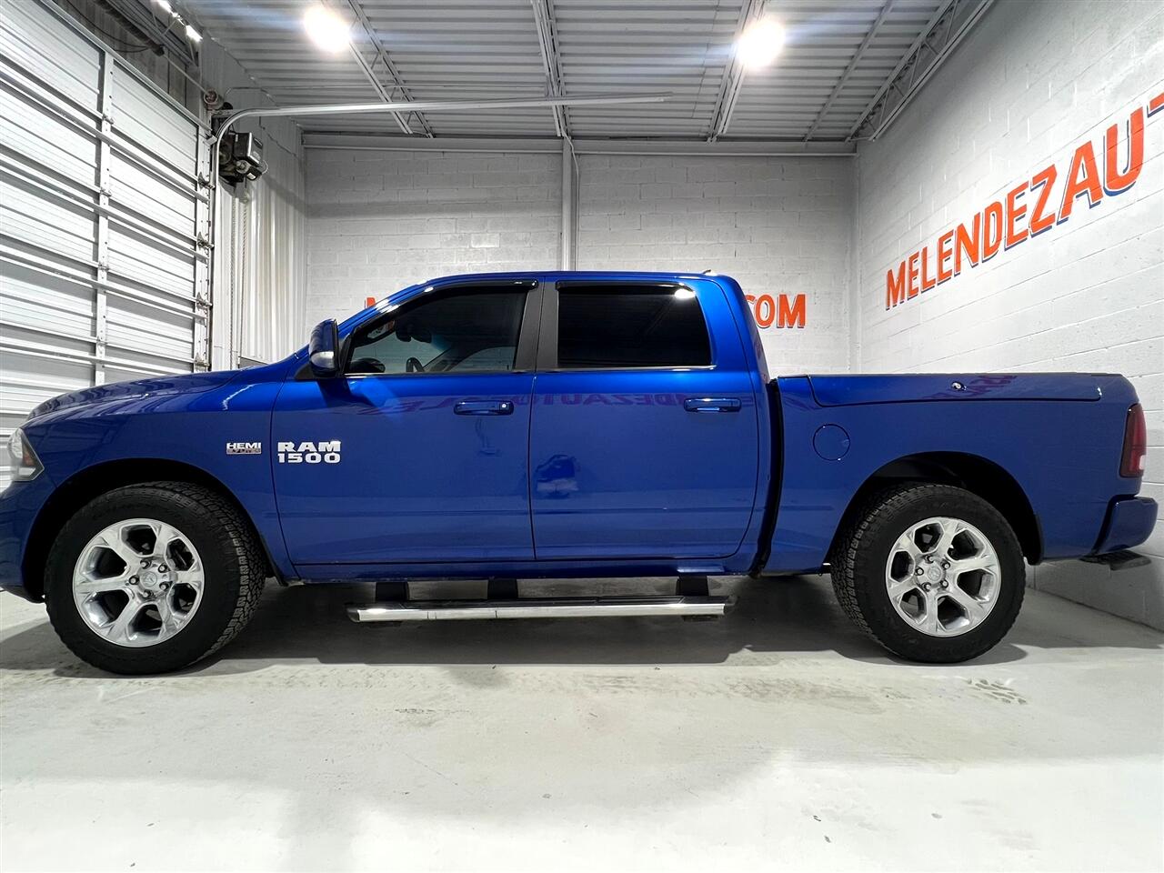 RAM 1500 Sport Crew Cab SWB 4WD 2017 RAM 1500 Sport Crew Cab SWB 4WD 2017