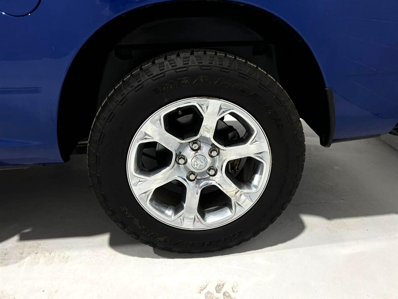 RAM 1500 Sport Crew Cab SWB 4WD 2017 RAM 1500 Sport Crew Cab SWB 4WD 2017