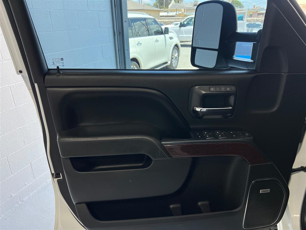 GMC Sierra 2500HD SLT Crew Cab 2WD 2015