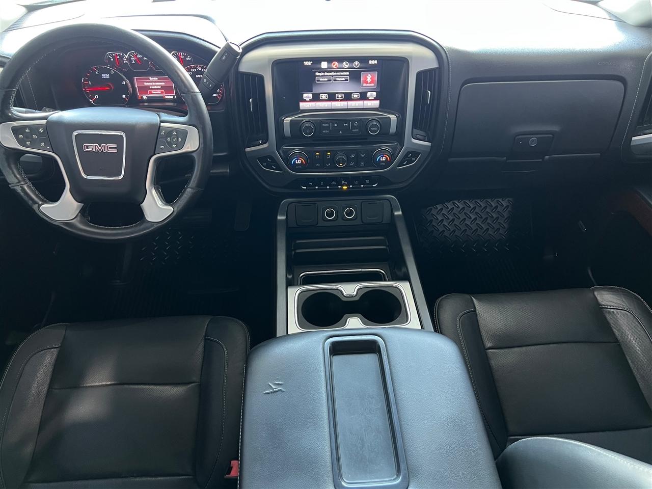 GMC Sierra 2500HD SLT Crew Cab 2WD 2015