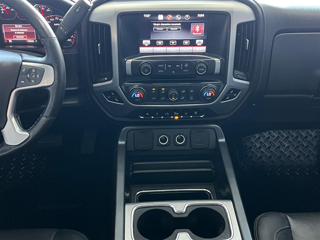 GMC Sierra 2500HD SLT Crew Cab 2WD 2015