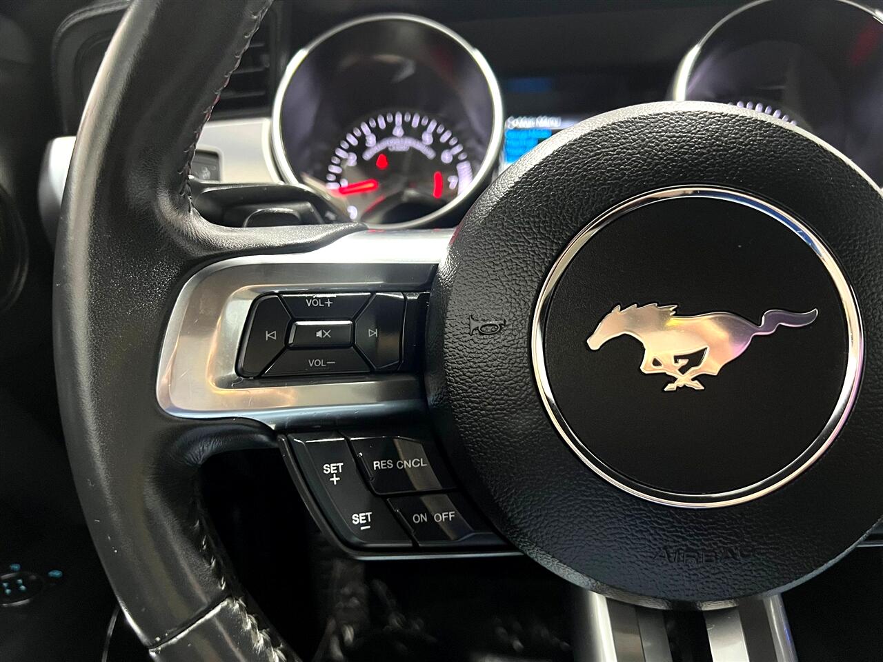 Ford Mustang EcoBoost Premium Coupe 2019 Ford Mustang EcoBoost Premium Coupe 2019