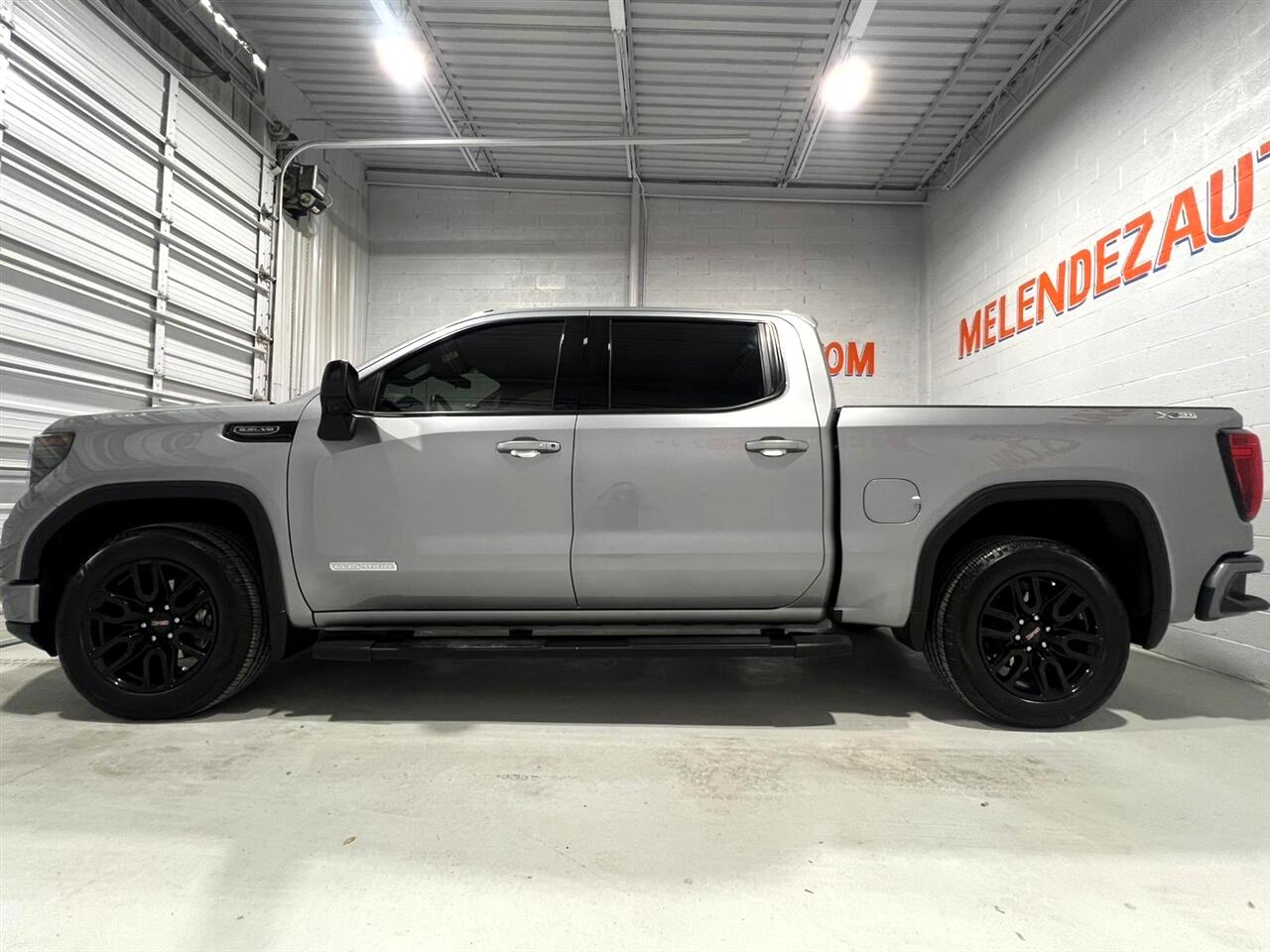 GMC Sierra 1500 Elevation Crew Cab 4WD 2023 GMC Sierra 1500 Elevation Crew Cab 4WD 2023