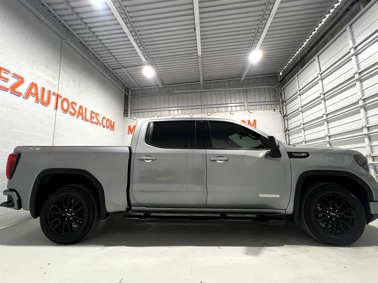 GMC Sierra 1500 Elevation Crew Cab 4WD 2023 GMC Sierra 1500 Elevation Crew Cab 4WD 2023