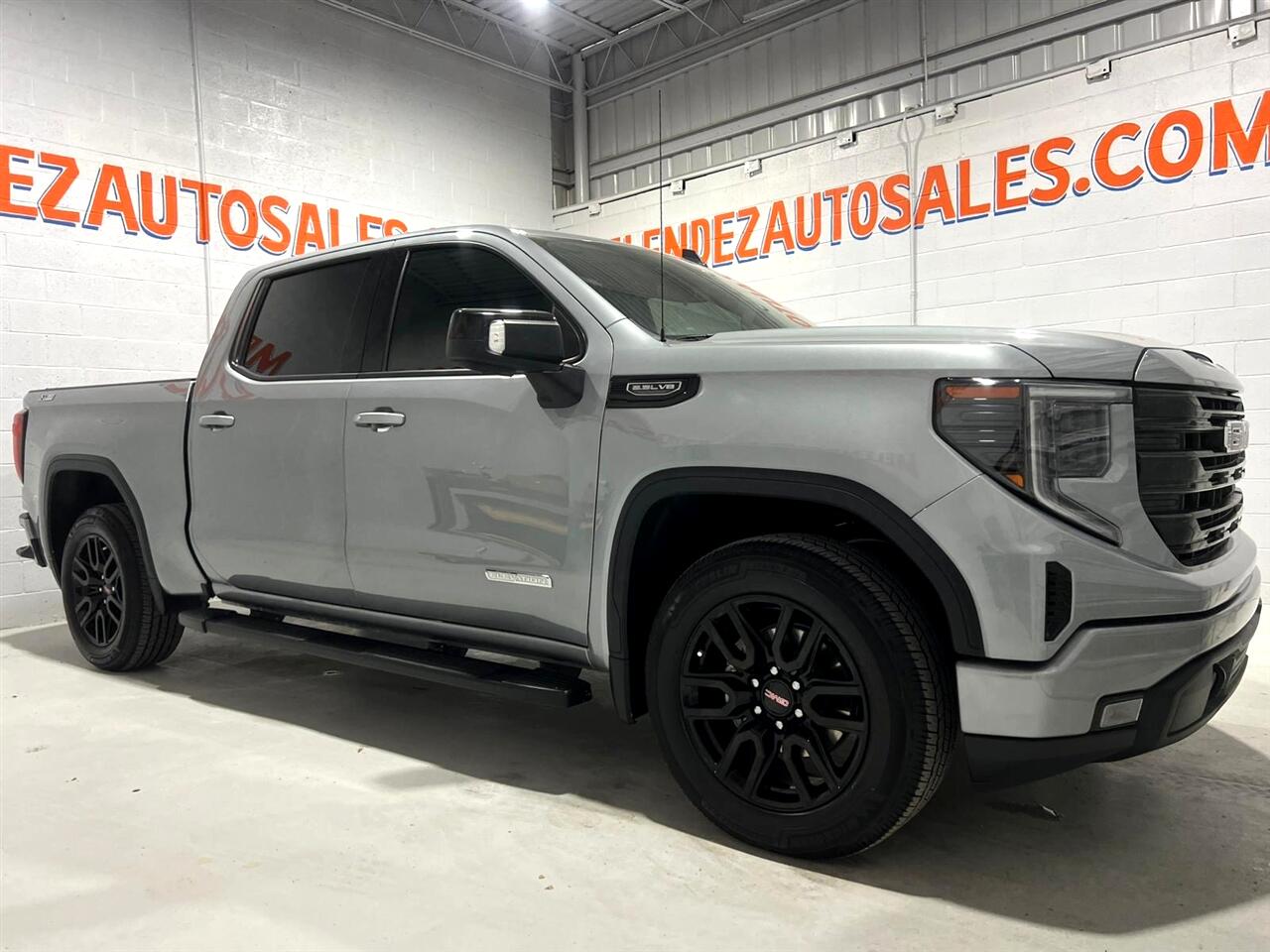 GMC Sierra 1500 Elevation Crew Cab 4WD 2023 GMC Sierra 1500 Elevation Crew Cab 4WD 2023