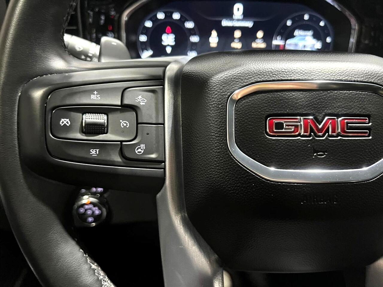 GMC Sierra 1500 Elevation Crew Cab 4WD 2023 GMC Sierra 1500 Elevation Crew Cab 4WD 2023