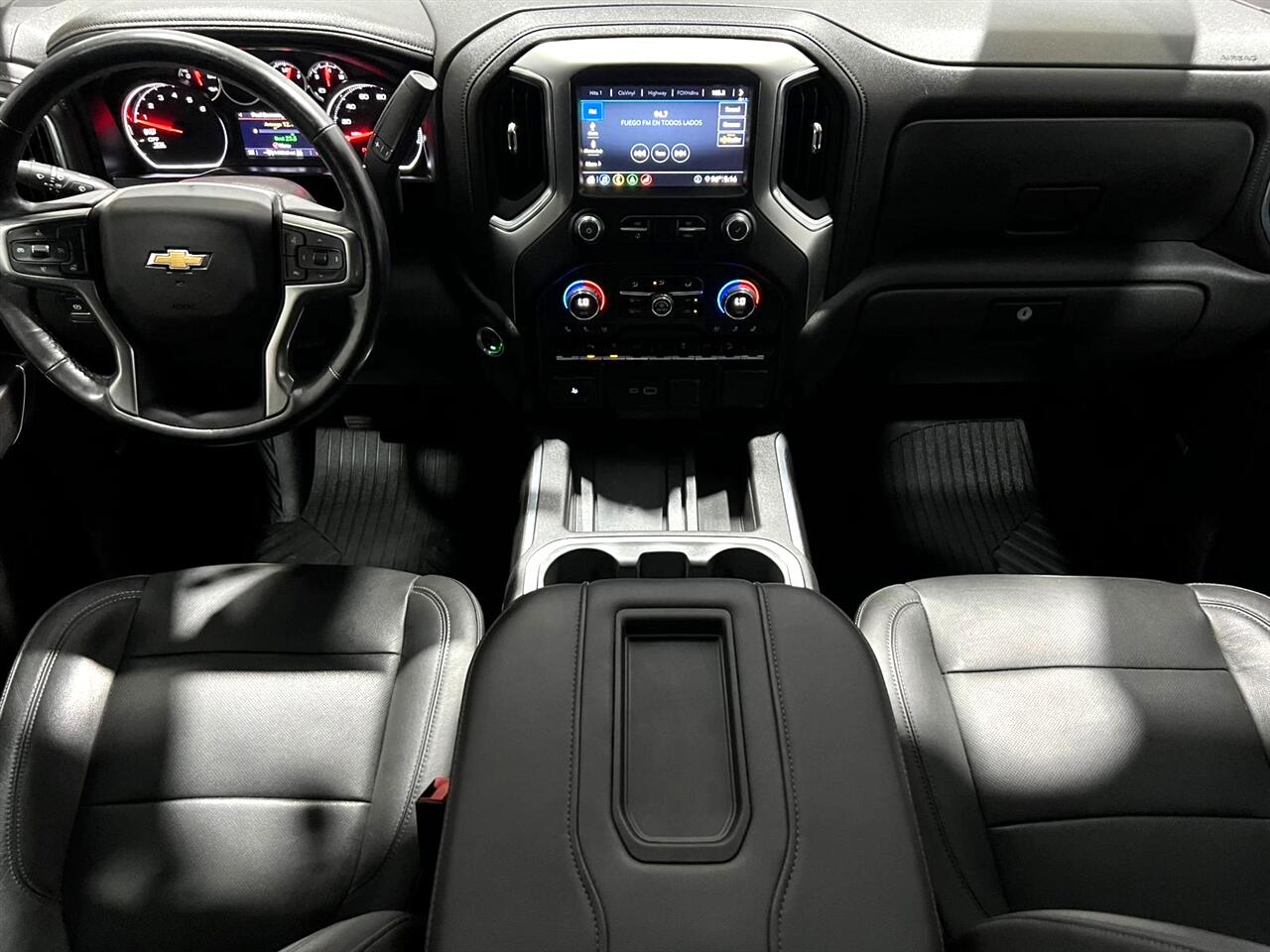 Chevrolet Silverado 1500 LTZ Crew Cab 4WD 2020 Chevrolet Silverado 1500 LTZ Crew Cab 4WD 2020