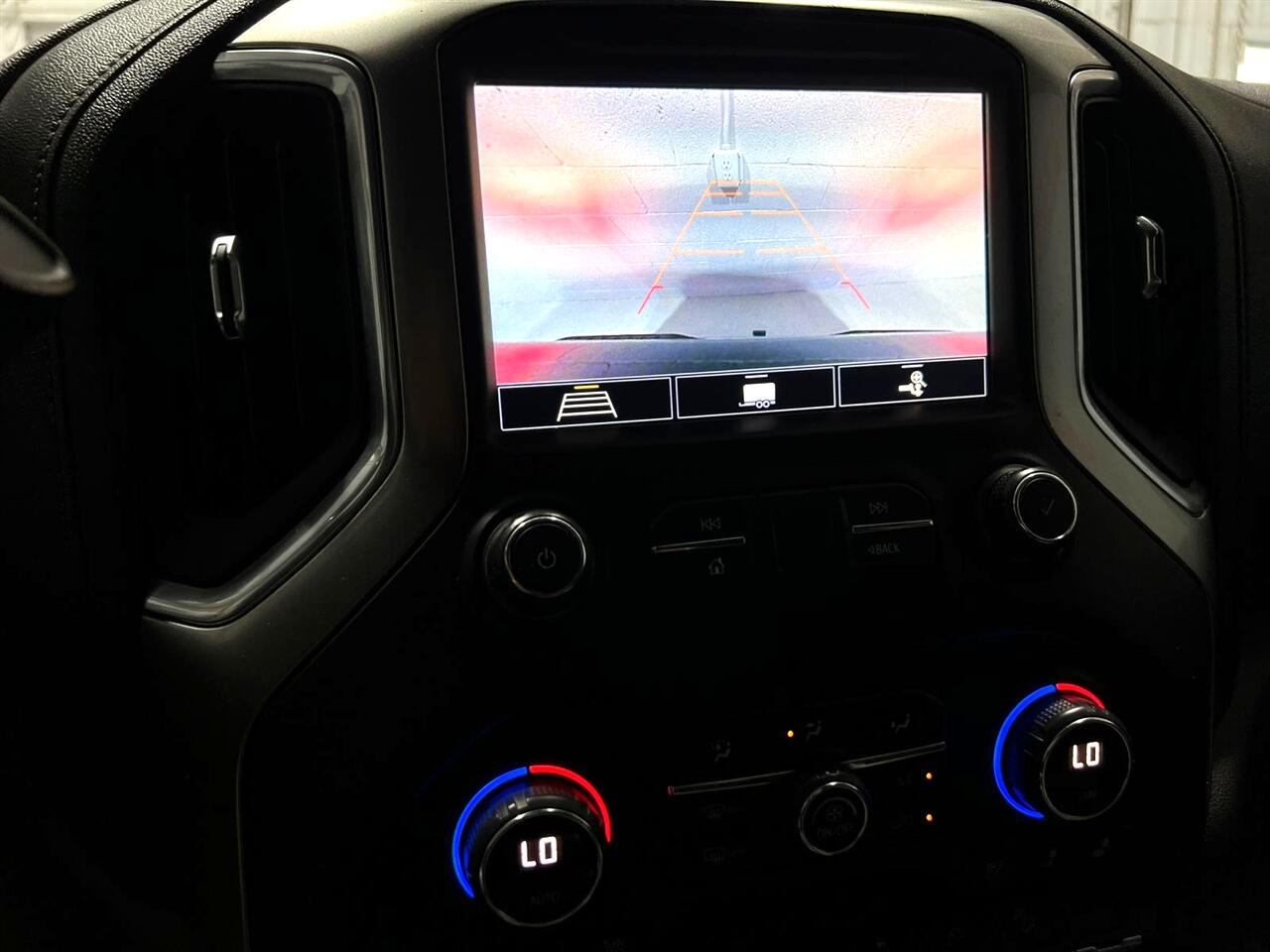 Chevrolet Silverado 1500 LTZ Crew Cab 4WD 2020 Chevrolet Silverado 1500 LTZ Crew Cab 4WD 2020