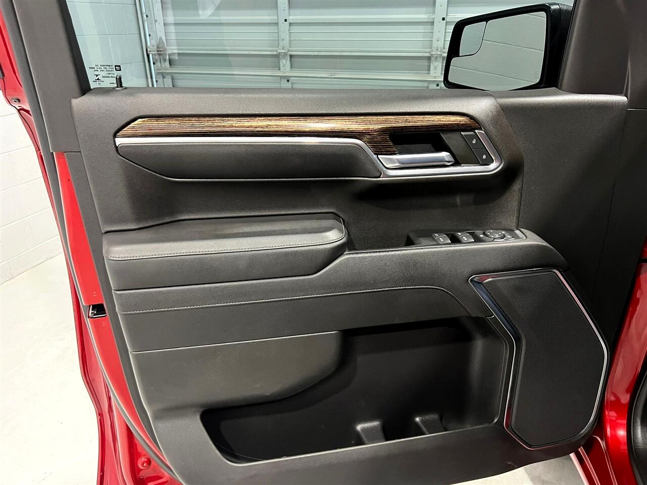 GMC Sierra 1500 Elevation Crew Cab 4WD 2023 GMC Sierra 1500 Elevation Crew Cab 4WD 2023