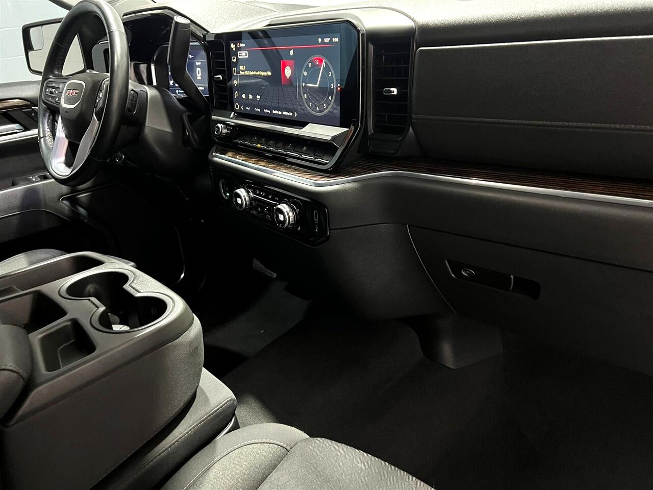 GMC Sierra 1500 Elevation Crew Cab 4WD 2023 GMC Sierra 1500 Elevation Crew Cab 4WD 2023