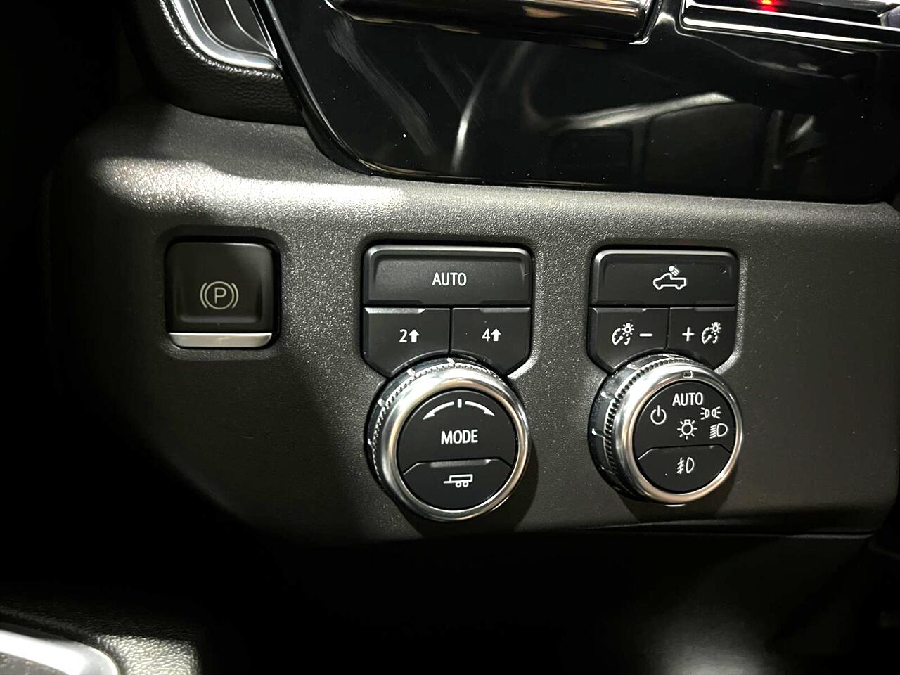 GMC Sierra 1500 Elevation Crew Cab 4WD 2023 GMC Sierra 1500 Elevation Crew Cab 4WD 2023