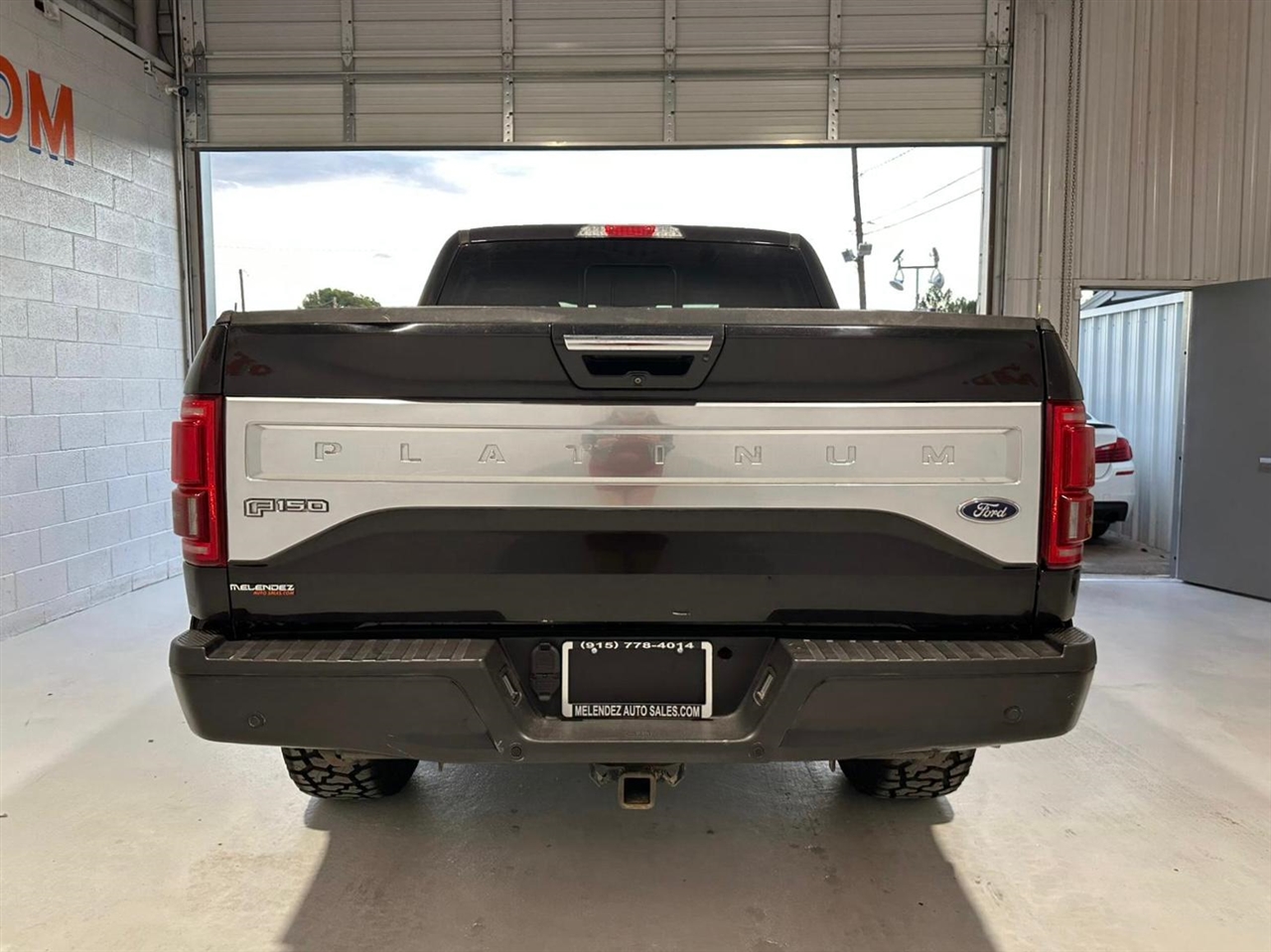 Ford F-150 Platinum SuperCrew 6.5-ft. Bed 4WD 2015 Ford F-150 Platinum SuperCrew 6.5-ft. Bed 4WD 2015