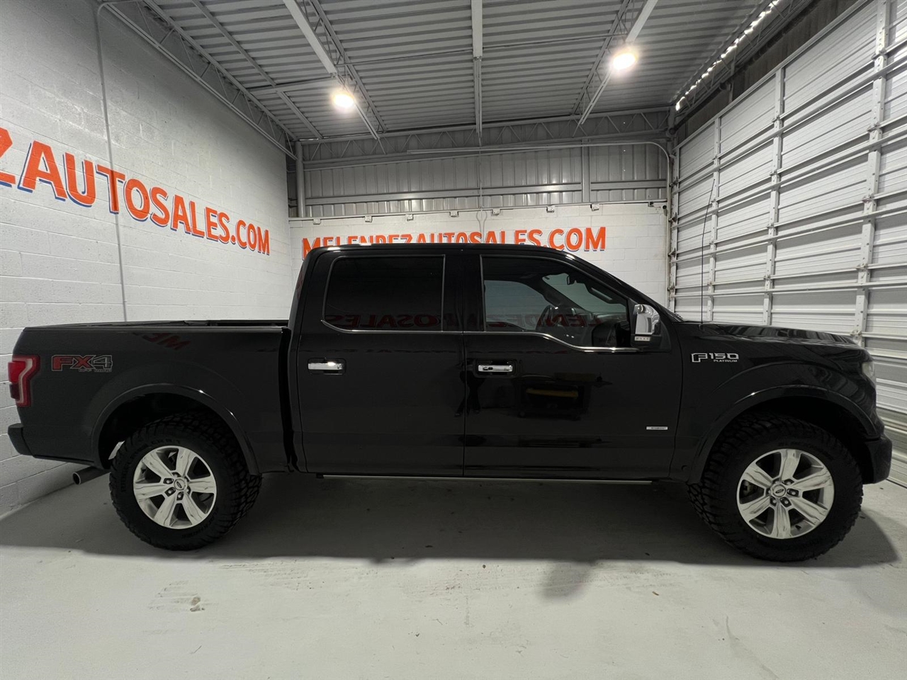 Ford F-150 Platinum SuperCrew 6.5-ft. Bed 4WD 2015 Ford F-150 Platinum SuperCrew 6.5-ft. Bed 4WD 2015