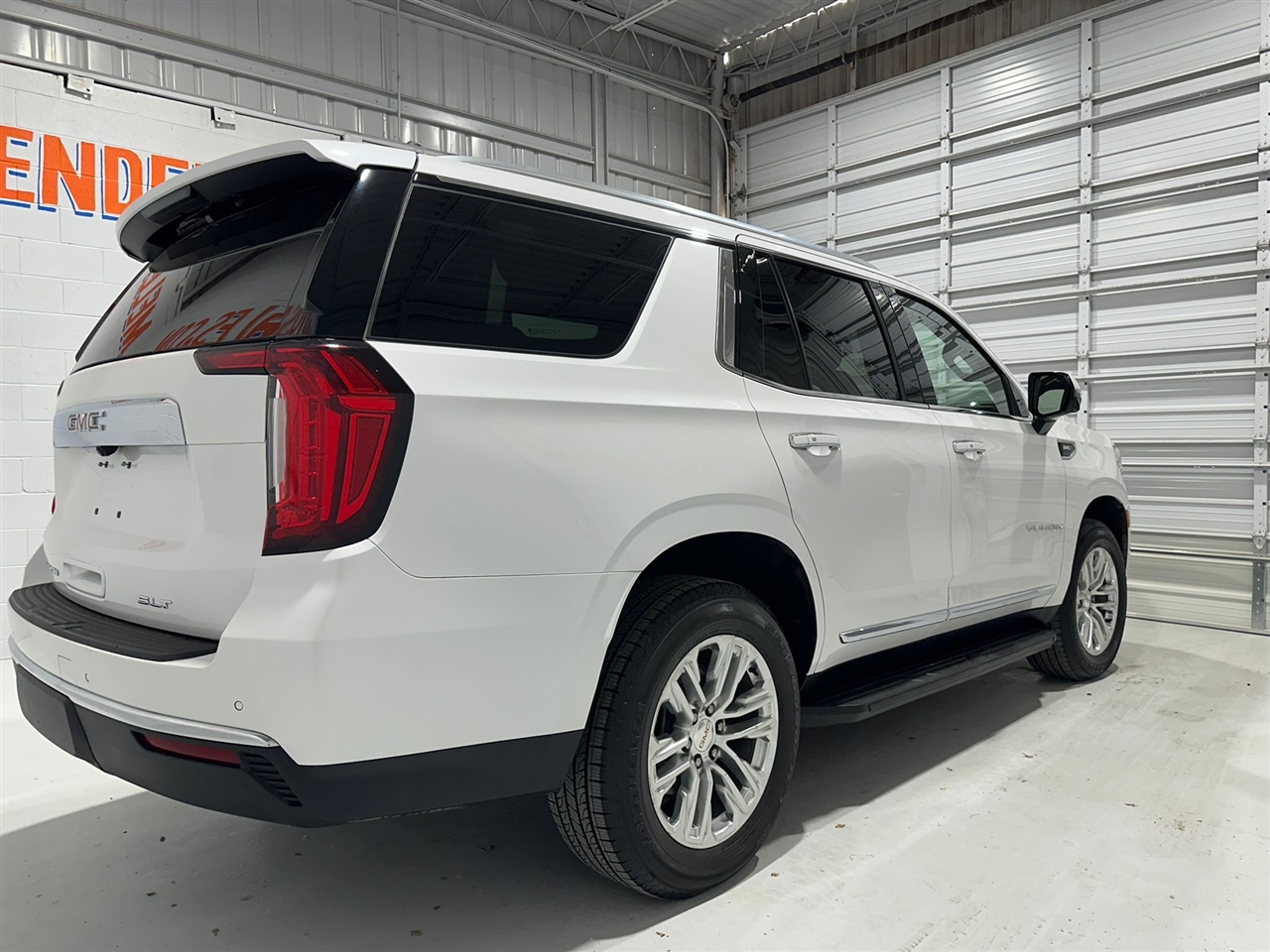 GMC Yukon SLT 4WD 2021 GMC Yukon SLT 4WD 2021