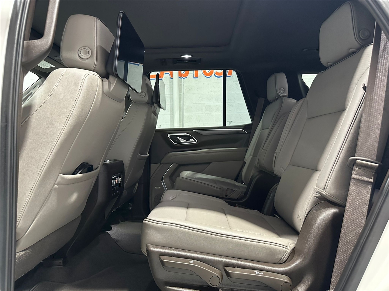 GMC Yukon SLT 4WD 2021 GMC Yukon SLT 4WD 2021