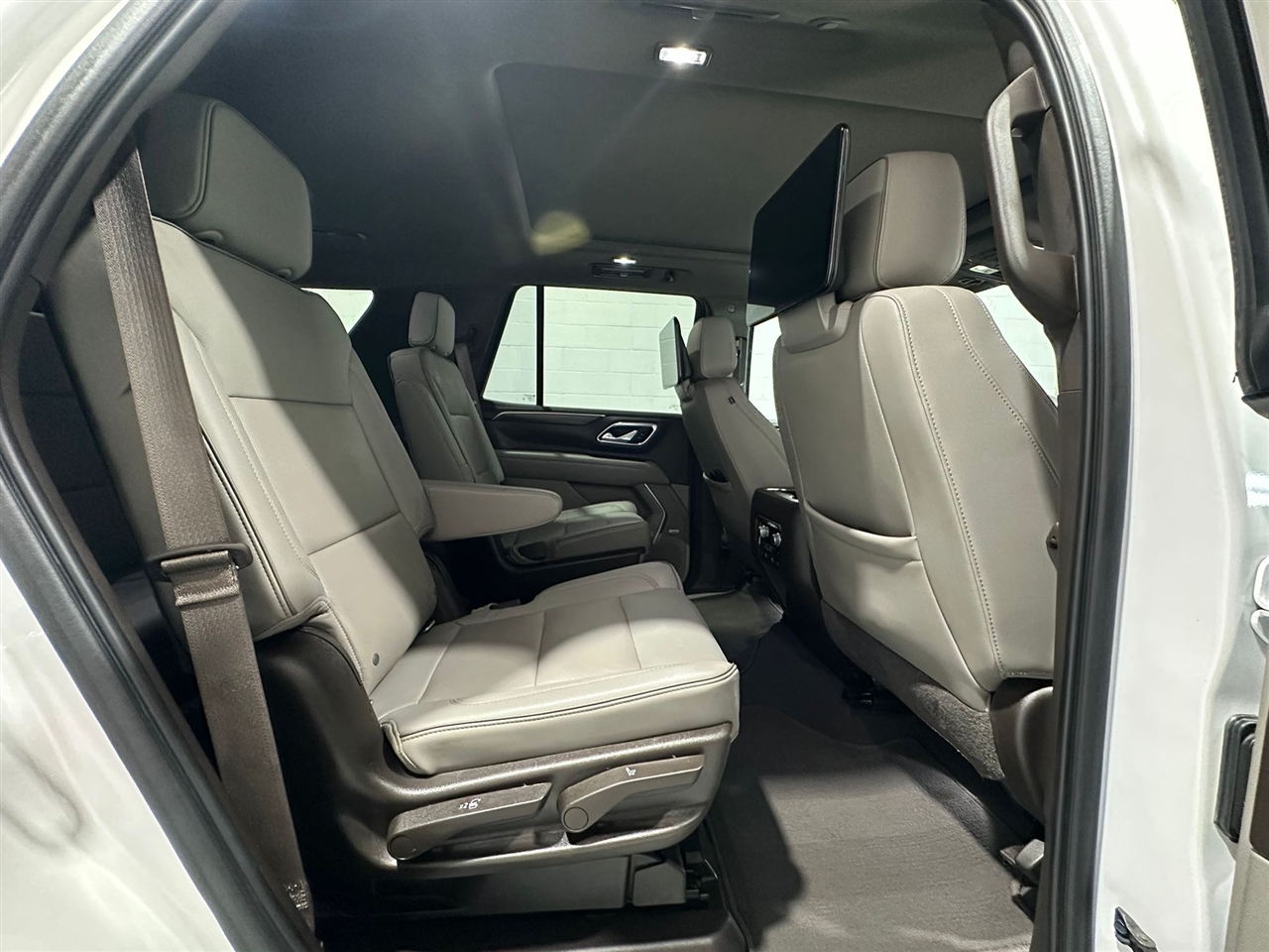 GMC Yukon SLT 4WD 2021 GMC Yukon SLT 4WD 2021