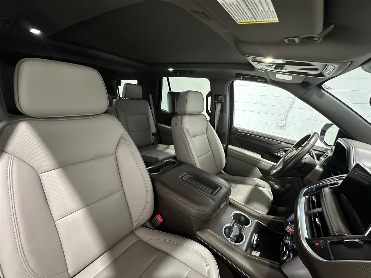 GMC Yukon SLT 4WD 2021 GMC Yukon SLT 4WD 2021