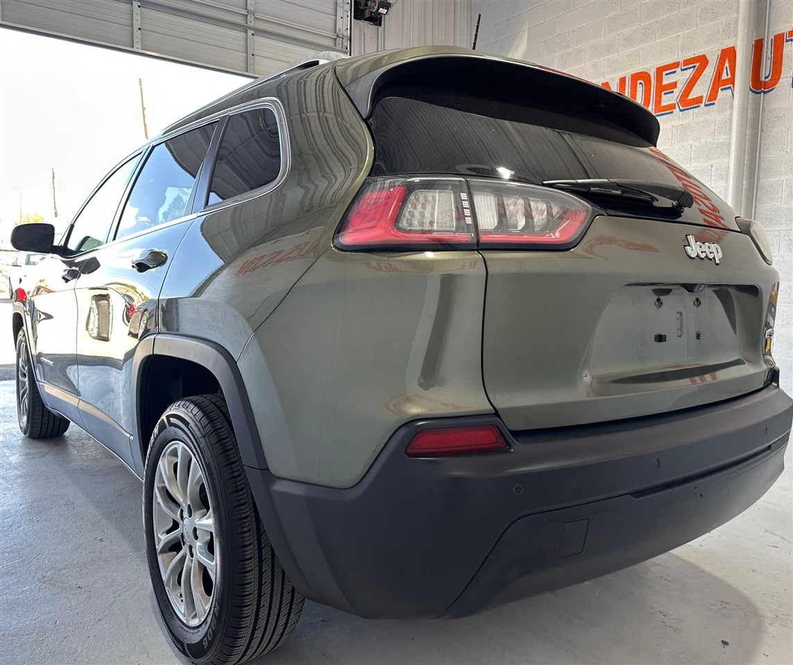 Jeep Cherokee Latitude Plus FWD 2019 Jeep Cherokee Latitude Plus FWD 2019