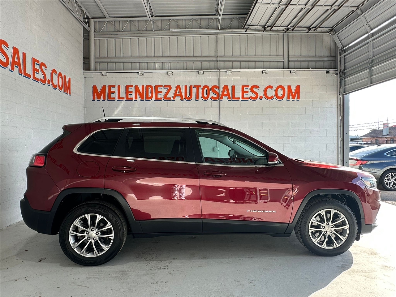Jeep Cherokee Latitude Plus FWD 2019 Jeep Cherokee Latitude Plus FWD 2019