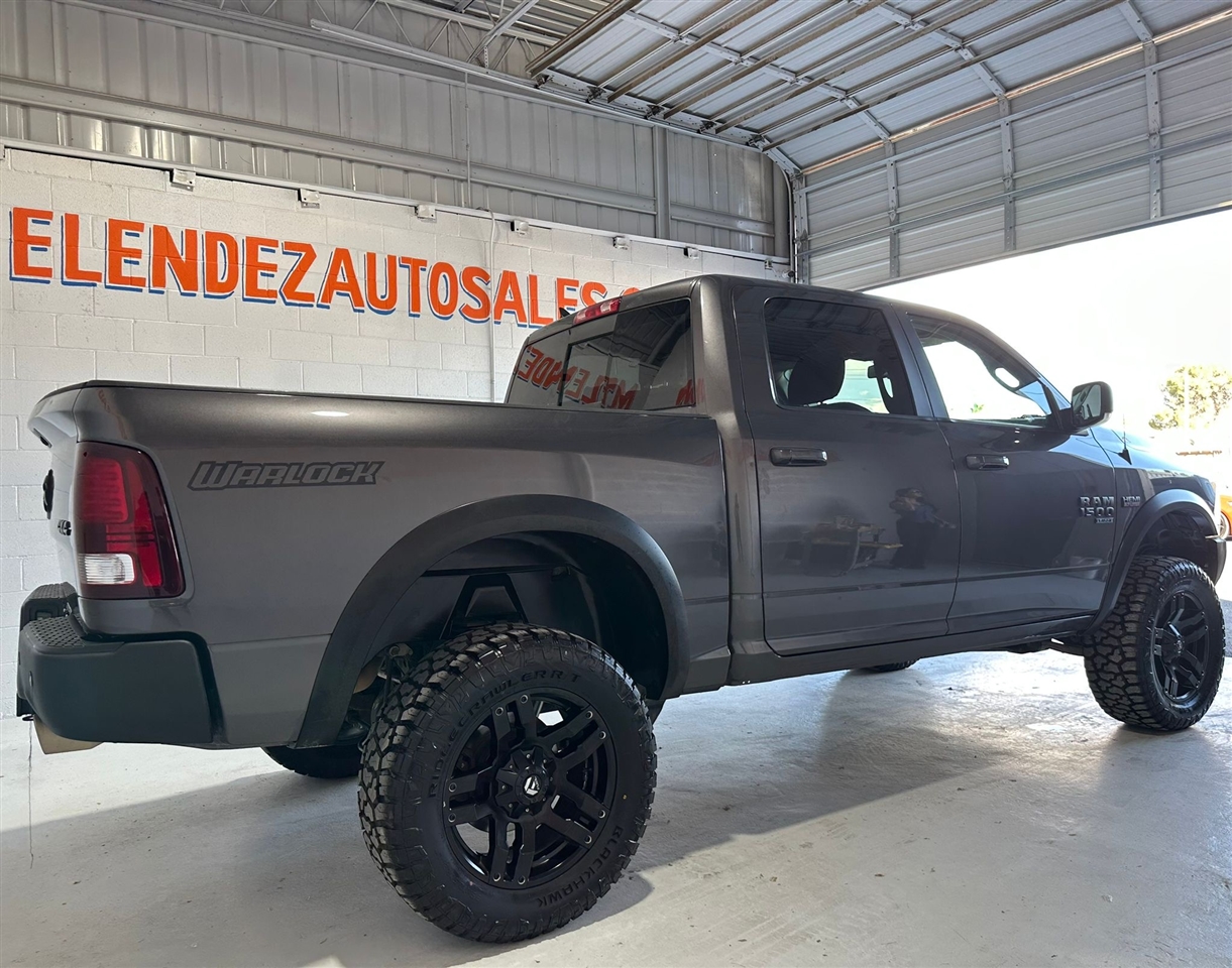 RAM 1500 Classic Tradesman Crew Cab SWB 4WD 2019 RAM 1500 Classic Tradesman Crew Cab SWB 4WD 2019