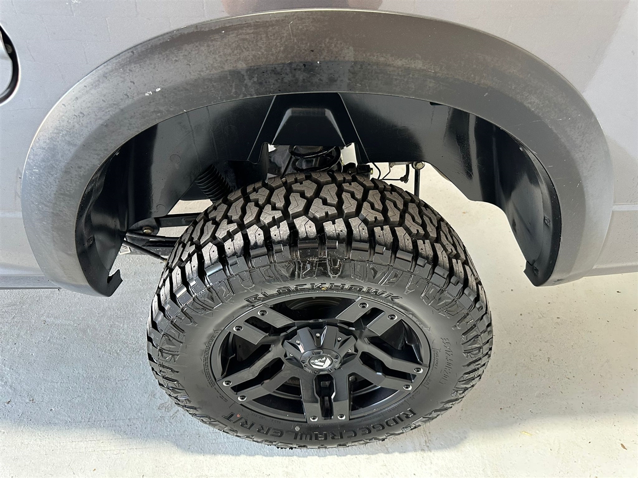 RAM 1500 Classic Tradesman Crew Cab SWB 4WD 2019 RAM 1500 Classic Tradesman Crew Cab SWB 4WD 2019