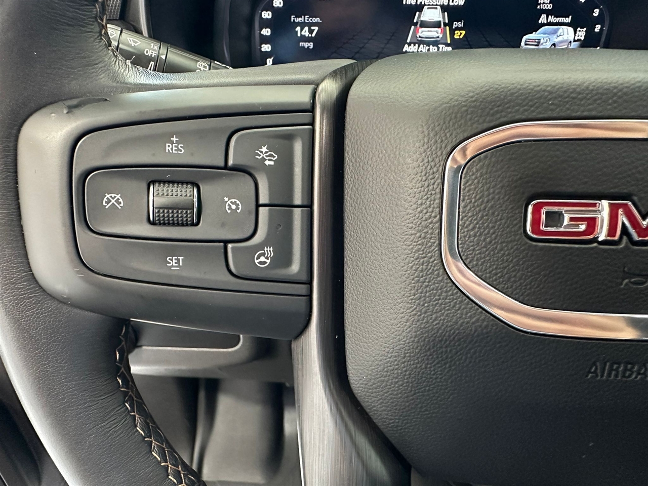 GMC Yukon AT4 2022 GMC Yukon AT4 2022