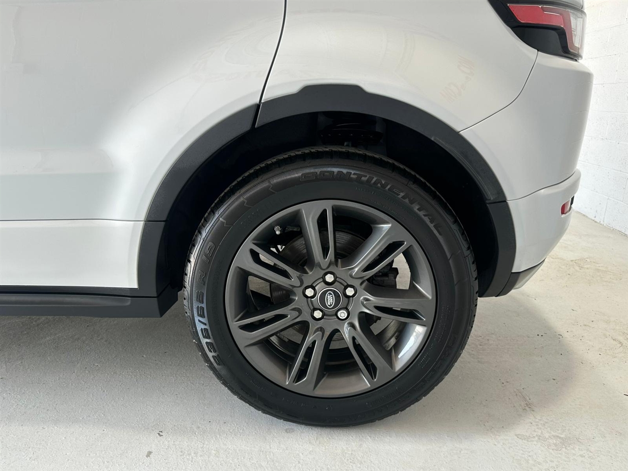 Land Rover Range Rover Evoque SE Premium 2018 Land Rover Range Rover Evoque SE Premium 2018