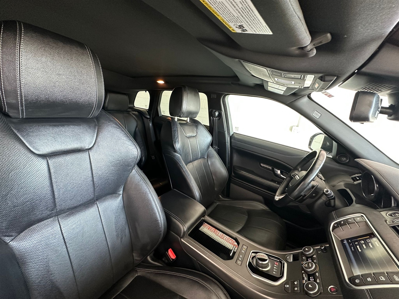 Land Rover Range Rover Evoque SE Premium 2018 Land Rover Range Rover Evoque SE Premium 2018