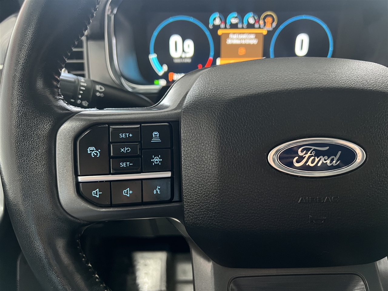 Ford F-150 XL SuperCrew 5.5-ft. Bed 4WD 2021 Ford F-150 XL SuperCrew 5.5-ft. Bed 4WD 2021