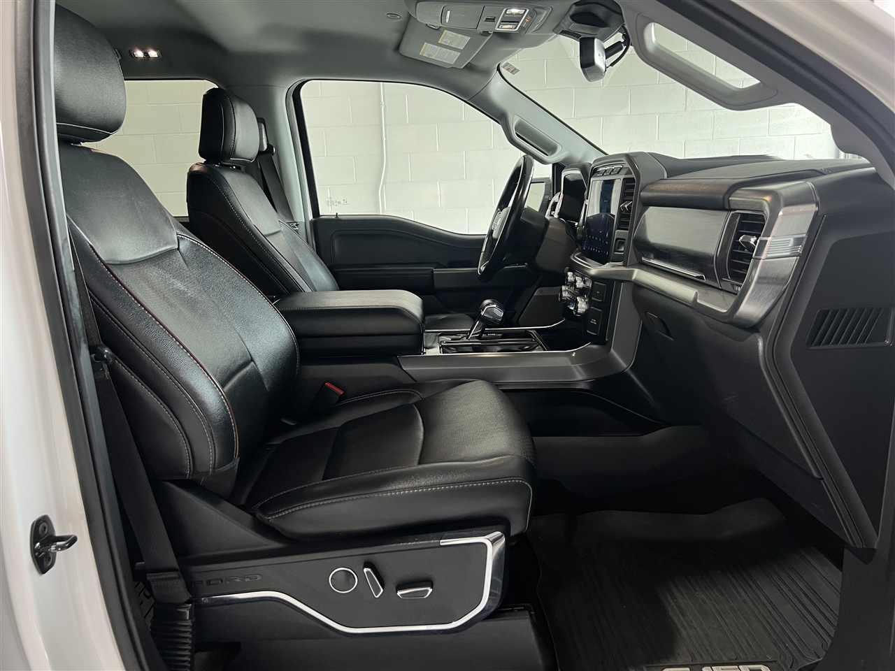 Ford F-150 XL SuperCrew 5.5-ft. Bed 4WD 2021 Ford F-150 XL SuperCrew 5.5-ft. Bed 4WD 2021