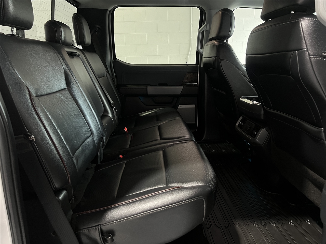 Ford F-150 XL SuperCrew 5.5-ft. Bed 4WD 2021 Ford F-150 XL SuperCrew 5.5-ft. Bed 4WD 2021