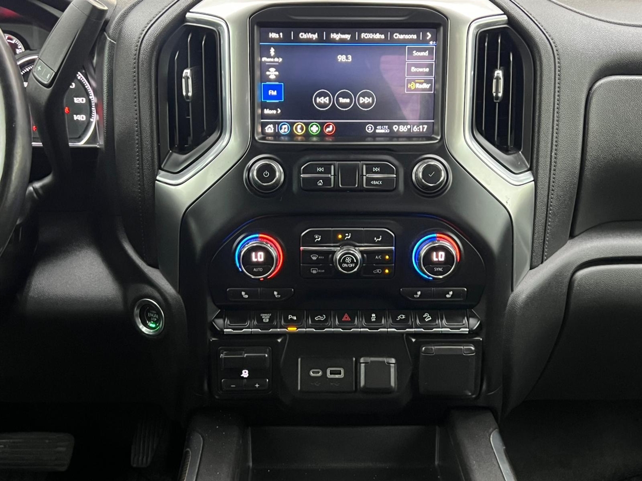 Chevrolet Silverado 2500HD LT Crew Cab Long Box 4WD 2020 Chevrolet Silverado 2500HD LT Crew Cab Long Box 4WD 2020