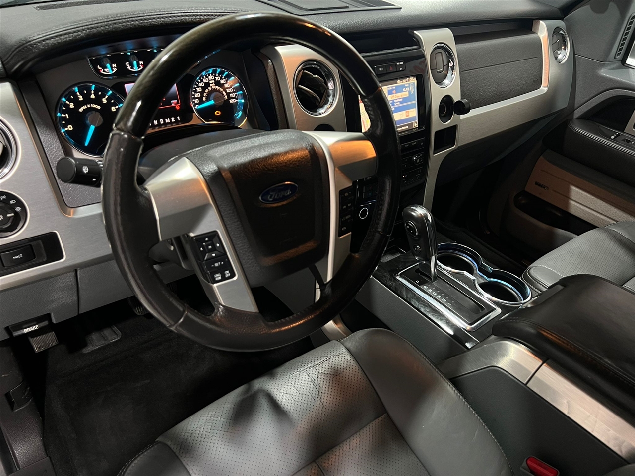 Ford F-150 Platinum SuperCrew 6.5-ft. Bed 2WD 2011 Ford F-150 Platinum SuperCrew 6.5-ft. Bed 2WD 2011