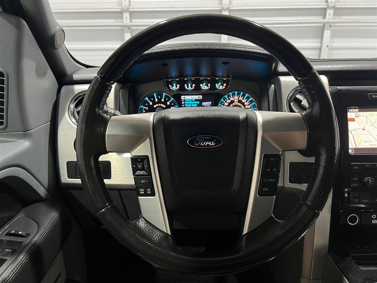 Ford F-150 Platinum SuperCrew 6.5-ft. Bed 2WD 2011 Ford F-150 Platinum SuperCrew 6.5-ft. Bed 2WD 2011