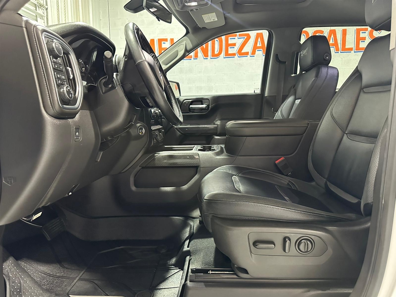 Chevrolet Silverado 1500 RST Crew Cab 4WD 2019 Chevrolet Silverado 1500 RST Crew Cab 4WD 2019