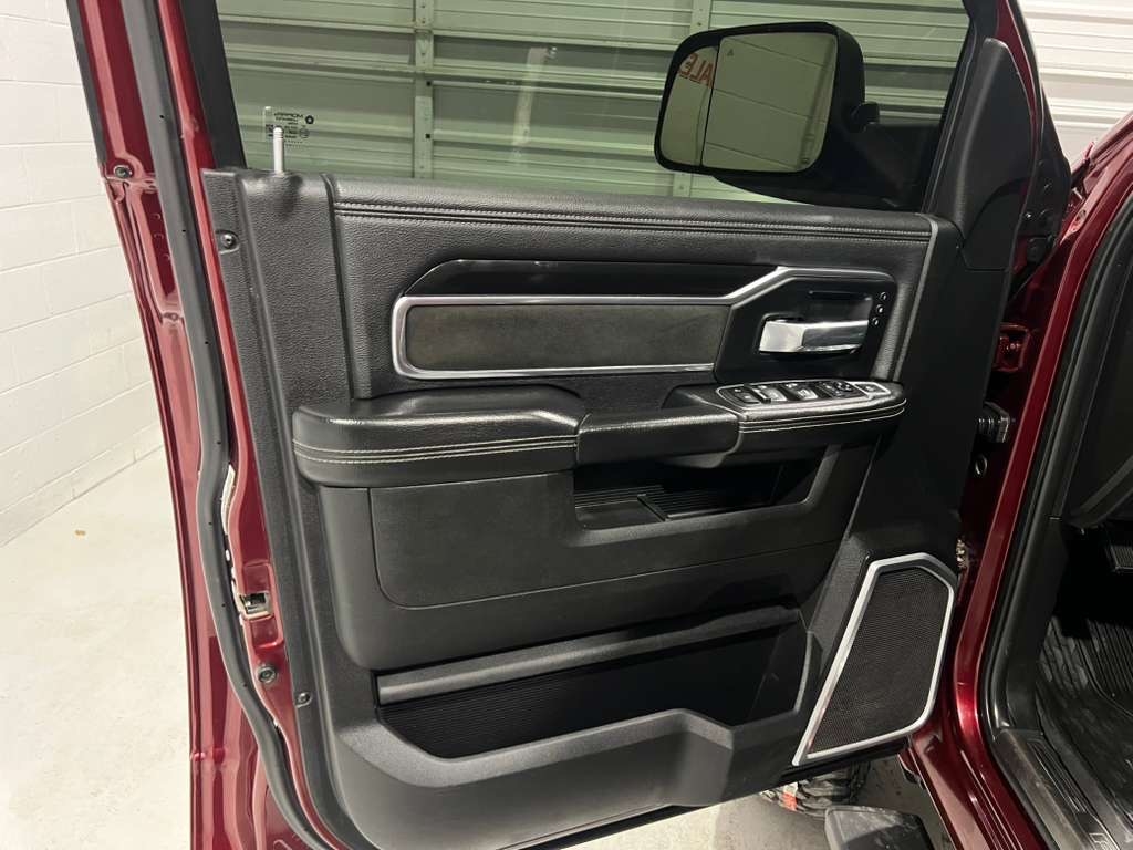 RAM 2500 Laramie Crew Cab SWB 4WD 2021 RAM 2500 Laramie Crew Cab SWB 4WD 2021