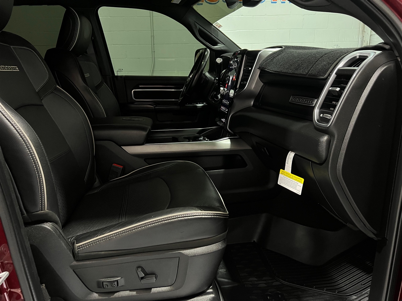 RAM 2500 Laramie Crew Cab SWB 4WD 2021 RAM 2500 Laramie Crew Cab SWB 4WD 2021