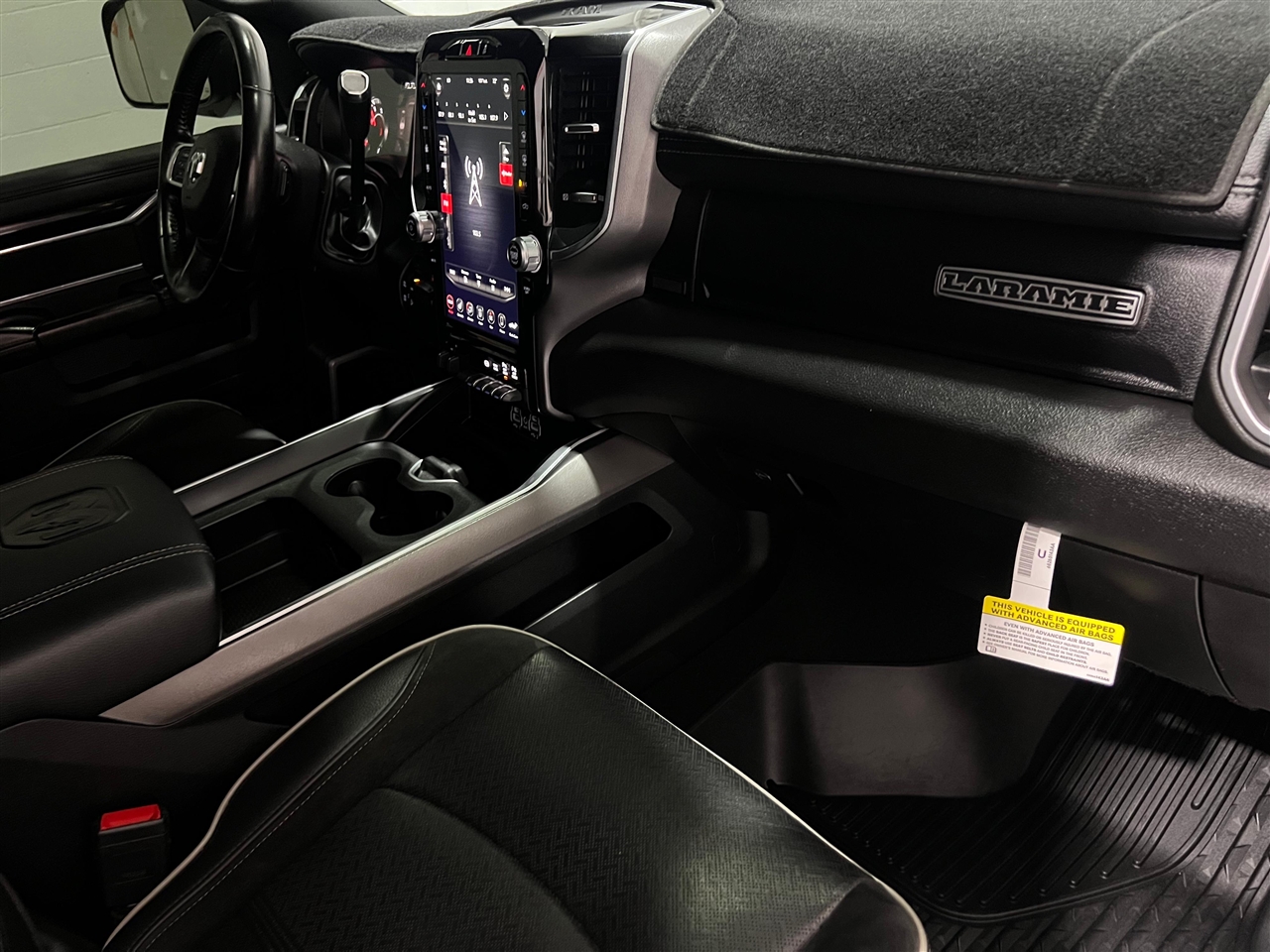 RAM 2500 Laramie Crew Cab SWB 4WD 2021 RAM 2500 Laramie Crew Cab SWB 4WD 2021